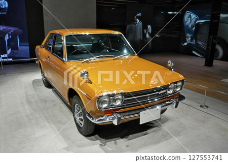 展場內展出的 Datsun Bluebird 1600SSS Coupe 展場內展出的 Datsun Bluebird 1600SSS Coupe 127553741