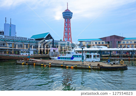 Hakata Port Tower Hakata Port Tower 127554023