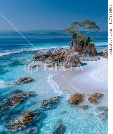 A Baía do Sancho em Fernando de Noronha possui uma praia encantadora A Baía do Sancho em Fernando de Noronha possui uma praia encantadora 127556002