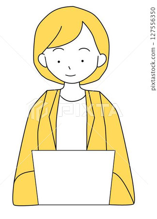 操作個人電腦的女人 127556350