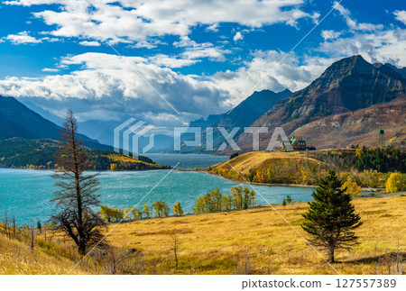 中沃特頓湖畔一個晴朗的秋日早晨 中沃特頓湖畔一個晴朗的秋日早晨 127557389