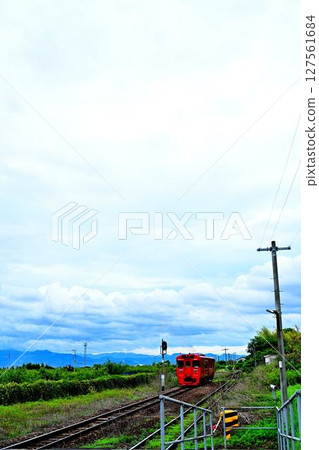 Red train local train 127561684