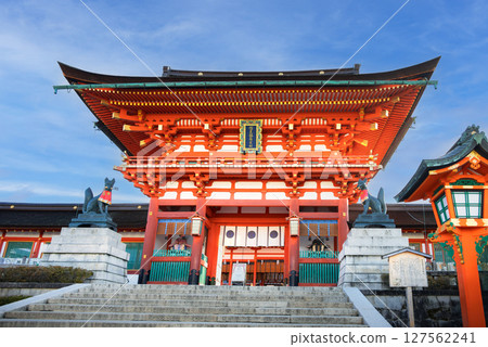 The tower gate of Fushimi Inari Taisha Shrine in Kyoto 127562241