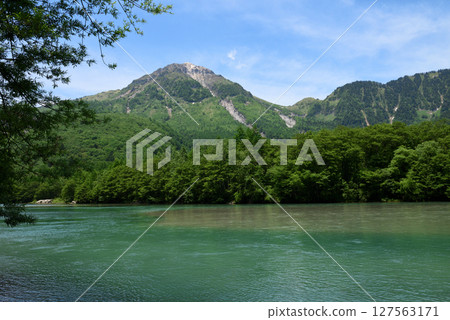 National Park: Mount Yake and Taisho Pond 127563171