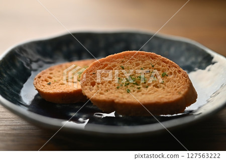 Fukuya rusks garlic mentaiko flavor Fukuya rusks garlic mentaiko flavor 127563222