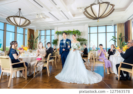 wedding image wedding image 127563578