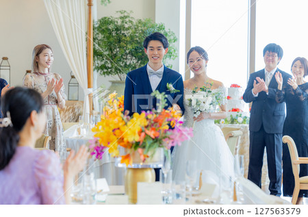 wedding image 127563579