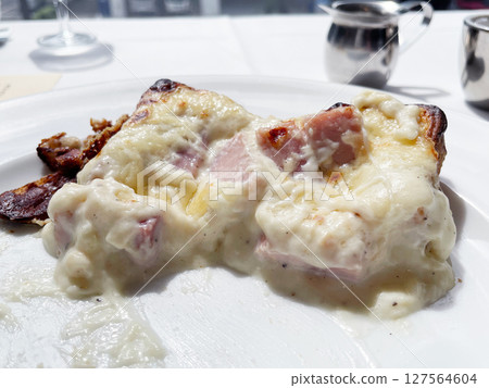 鱷魚蘑菇 127564604