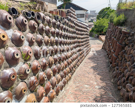 Dokanzaka Tokoname Pottery Walking Path 127565881