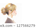 穿西裝的年輕女子 127566279