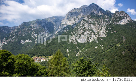 Orobic Alps, mountain landscapes, north italy  127568133