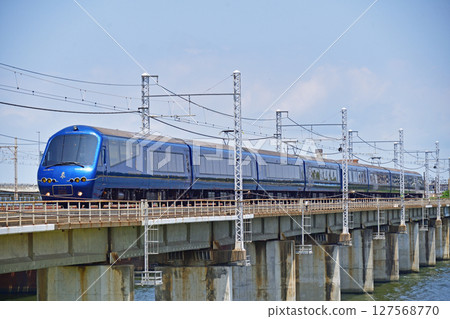Tokaido Main Line Chigasaki-Hiratsuka Izukyu 2100 series R-5 formation Royal Express 127568770