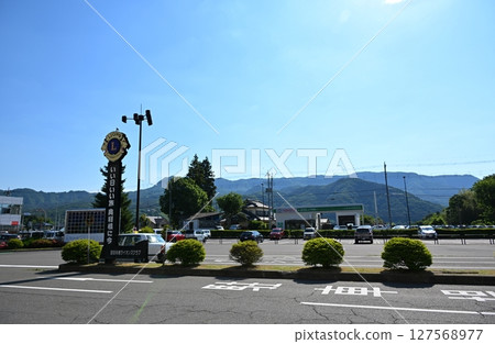 群馬縣上毛高原站前的早晨 群馬縣上毛高原站前的早晨 127568977