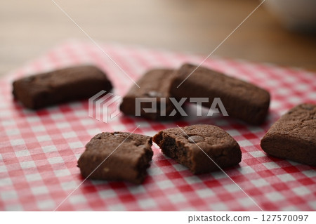 Ginza kiln-baked brownies Ginza kiln-baked brownies 127570097