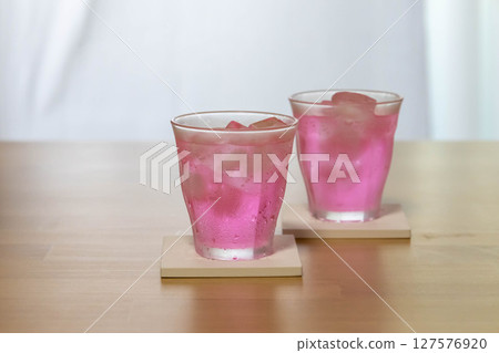 Cold pink drink 127576920