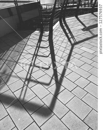 abstract geometrical shadows  127576937