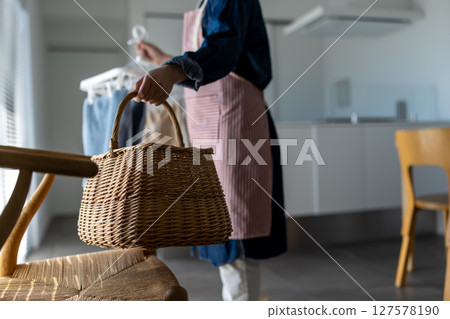 Relaxed Living 127578190