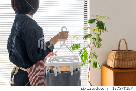 女人做家務 127578197