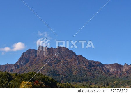 妙義山,秋日晴朗,群馬縣 妙義山,秋日晴朗,群馬縣 127578732