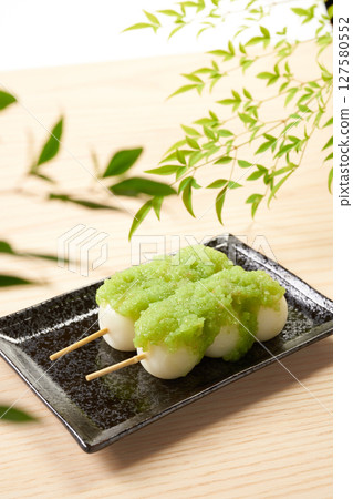 Image of Miyagi's local dish, Zunda dumplings 127580552