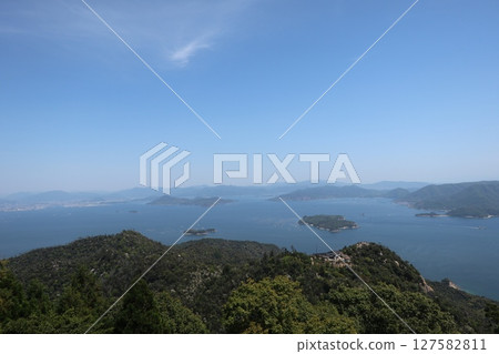 The Seto Inland Sea as seen from the summit of Mount Misen, Miyajima (Hiroshima Prefecture) 127582811