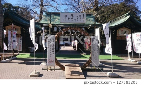 Omiya Hachiman Shrine welcomes the New Year Omiya Hachiman Shrine welcomes the New Year 127583203