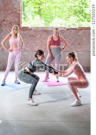 Join our invigorating Group Workout Session, where Team Motivation meets Fitness Fun activities 127583234