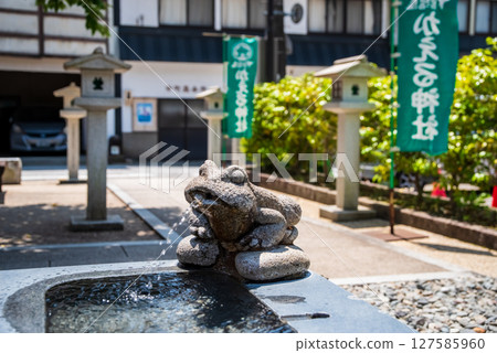 下呂溫泉町的風景：“青蛙神社” 127585960