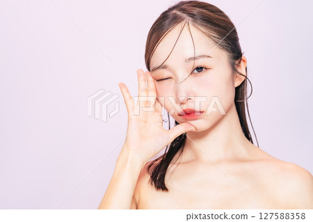 女性美容肖像護膚化妝品 127588358