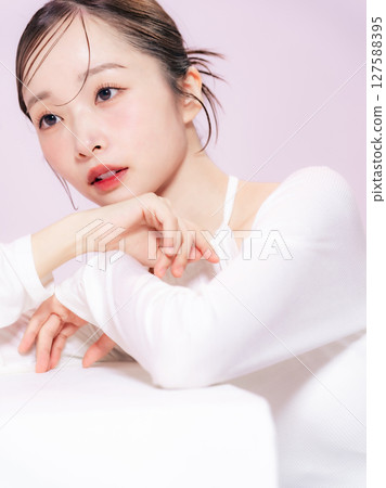 女性美容肖像護膚化妝品 127588395