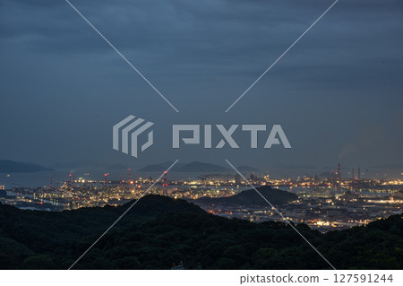 Beautiful night view from Mt. Tanematsu in Kurashiki, Okayama Prefecture, Japan 127591244