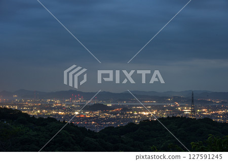 Beautiful night view from Mt. Tanematsu in Kurashiki, Okayama Prefecture, Japan 127591245