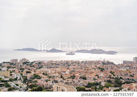 Marseilles view with islands, perfect for a relaxing vacation or photo session Marseilles view with islands, perfect for a relaxing vacation or photo session 127591597