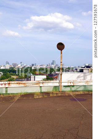 仙台市的夏季景色和山上的凸面鏡 127591678