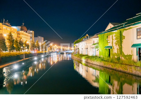 點燃了小樽運河 127592463