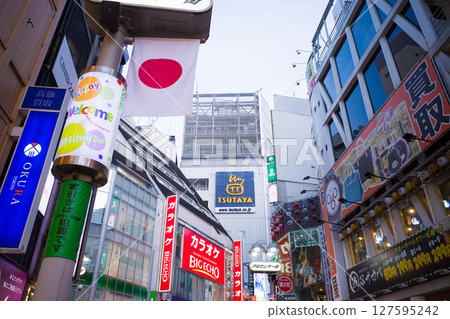 Scenery in Shibuya Scenery in Shibuya 127595242