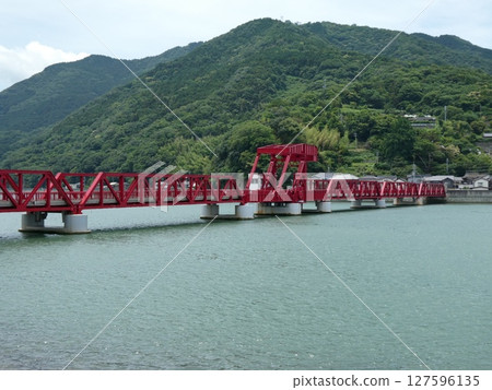 Nagahama Bridge in Iyo-Nagahama 127596135