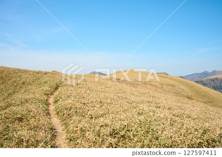 The traverse route from Mt. Mitsumine to Mt. Tsurugi 127597411