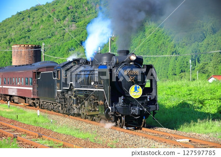 【山口縣】SL山口號從東目站出發冒黑煙 127597785