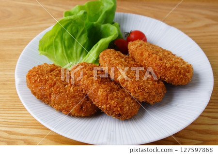 Delicious looking croquettes 127597868