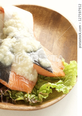 Salmon roast pickled salmon 127597912