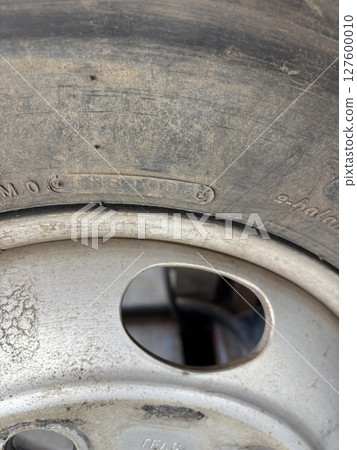 2008 manufactured tire serial 127600010