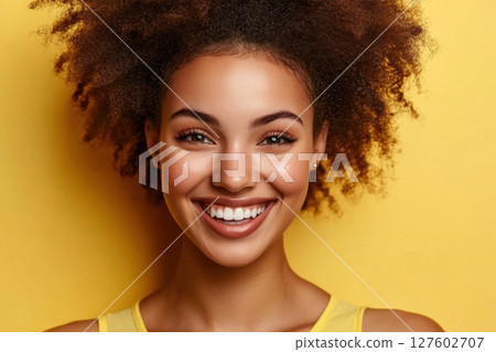 portrait of a smiling woman 127602707