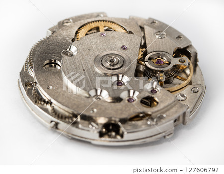 clockwork old mechanical watch, high resolution and detail clockwork old mechanical watch, high resolution and detail 127606792