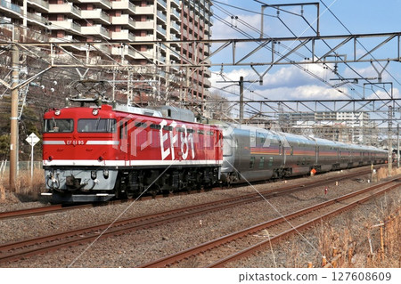 express train with sleeping berths, electric train, train 127608609