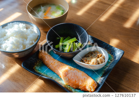 Grilled salmon and natto Japanese breakfast set Grilled salmon and natto Japanese breakfast set 127610137