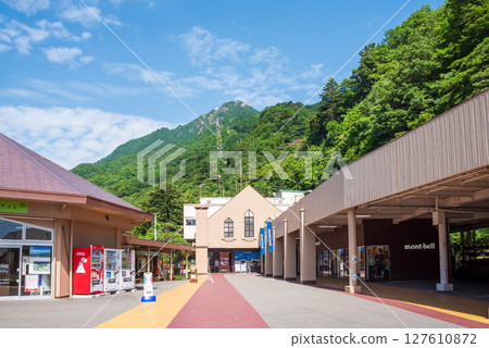 「禦在所索道」湯之山溫泉站週邊的風景【三重縣菰野町湯之山溫泉】 127610872
