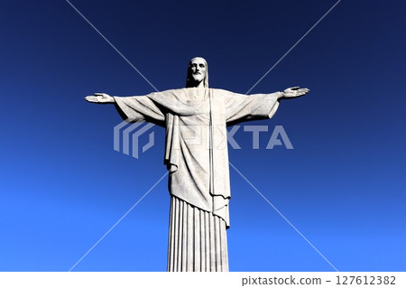 Christ statue in blue sky, Corcovado Hill, Rio de Janeiro, Brazil, South America 127612382