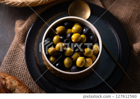 橄欖 青橄欖 黑橄欖 127612560