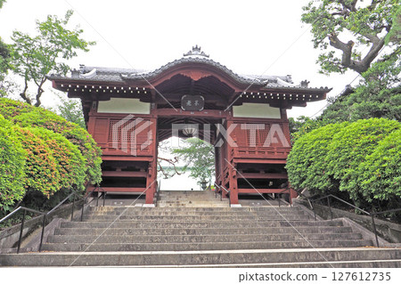 Furomon Gate of Gokokuji Temple [Bunkyo Ward, Tokyo] 127612735